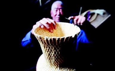 即墨柳編老手藝面臨無人傳承困境